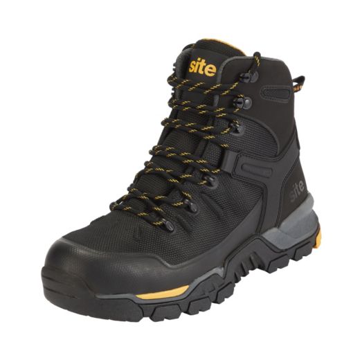 Safety boots