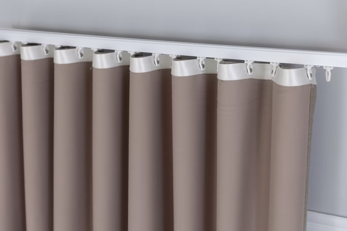 Linen-look curtains